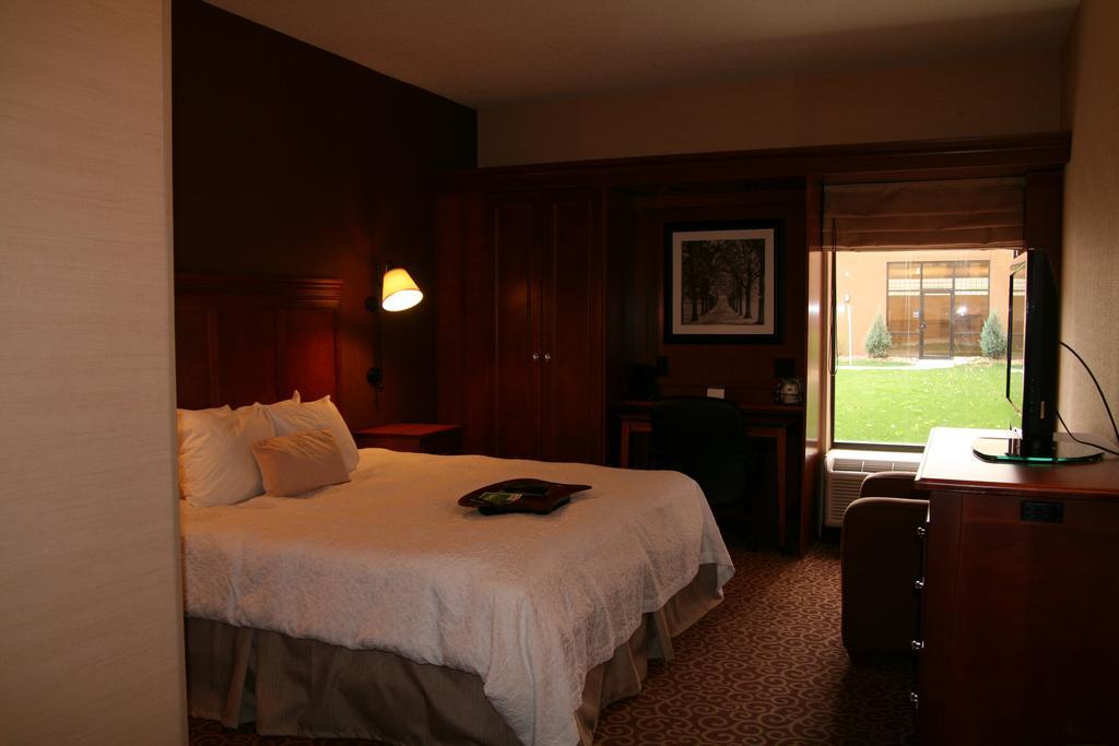 Mcknight Hotel Pittsburgh Zimmer foto